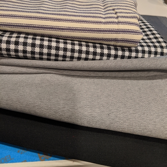 Protective Face Mask (1) - Picture 5 of 5